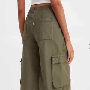 Levi’s Baggy Cargo Pants 25L
